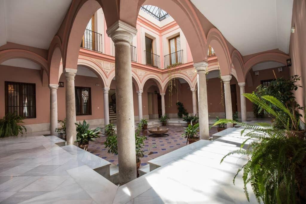 Goyeneta Palace By Valcambre Seville Exterior photo